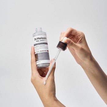 Dr.Melaxin Peel Shot Exfol Black Rice Ampoule, złuszczająca ampułka z ekstraktem z czarnego ryżu, 80 ml