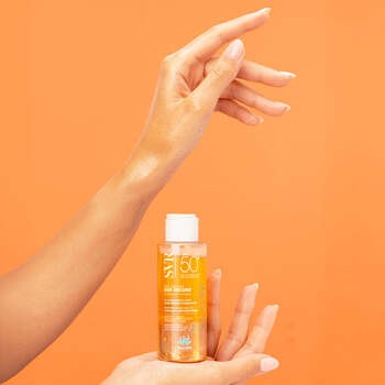 SVR Sun Secure Glow, dwufazowa woda przeciwsłoneczna z brokatem SPF50+, 100 ml