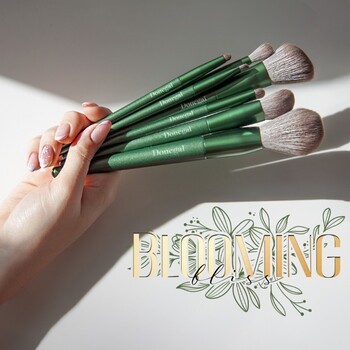 Donegal, pędzel do pudru, Blooming Bliss, 1 szt.