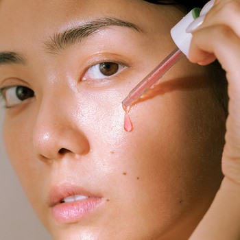 Madara Peel Hyaluron Intense Peel, serum peelingujące, 30 ml