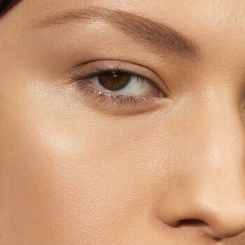 Madara Air Equal Soft Silk Mineral Powder, puder mineralny, Beige, 9 g