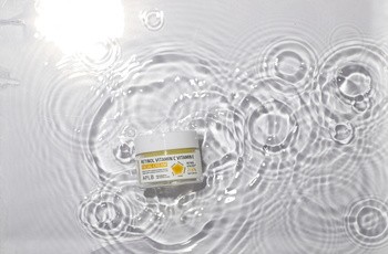 APLB Retinol Vitamin C Vitamin E Facial Cream, krem przeciwzmarszczkowy do twarzy z retinolem oraz witaminami C i E, 55 ml