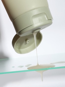 Nerds. Colloidal Oatmeal, łagodzący żel do mycia twarzy, 150 ml