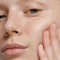 Zestaw Madara Botanic Activist, serum przeciwzmarszczkowe, 15 ml + serum naturalne, 15 ml + maska peelingująca, 17 ml + krem z witaminą C, 15 ml