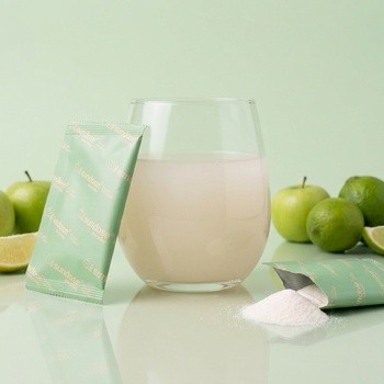 Sundose Everyday For Skin Anti-Aging Kwas Hialuronowy i Witamina C, saszetki z proszkiem, smak jabłko-limonka, 30 szt.