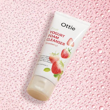 Ottie Fruit Yogurt, pianka do twarzy, Strawberry, 150 ml