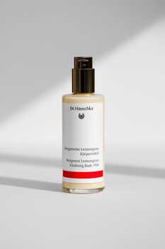 Dr.Hauschka, mleczko do ciała z trawą cytrynową i bergamotką, 145 ml