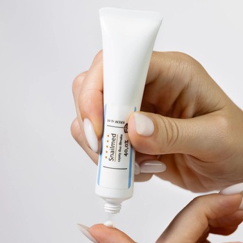 Snailmed, krem pod oczy ze śluzem ślimaka, z olejkiem z awokado oraz masłem shea, 10 ml