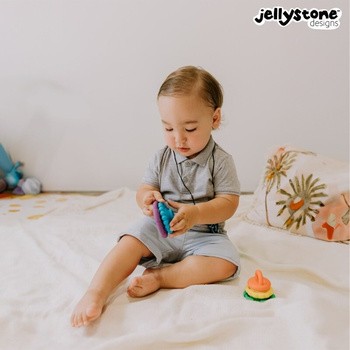 Jellystone Designs, silikonowy gryzak sensoryczny Mała tęczowa wieża, 1 szt.