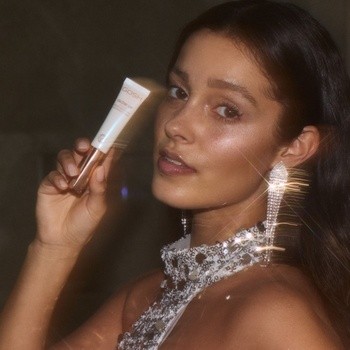 Gosh Glow Up, rozświetlacz w kremie 003 Starlight, 14 ml