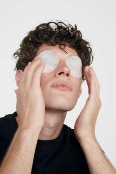 Dr. Hauschka Eye Revive, odświeżający kompres na opuchniętą okolicę oczu, ampułki, 5 ml x 10 szt.