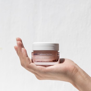 Korres Wild Rose, rozjaśniający krem na dzień dla skóry normalnej i mieszanej, 40 ml