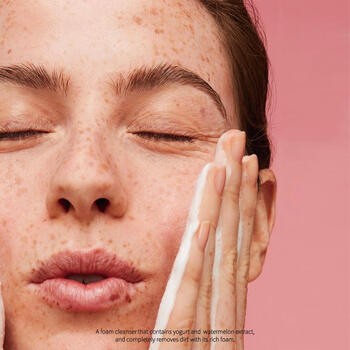 Ottie Fruit Yogurt, pianka do twarzy, pomegranate, 150 ml