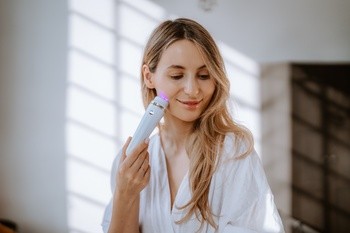 Beautifly, B-Glossy Acne Young, antytrądzikowy masażer do twarzy, 1 szt.