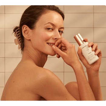 Health Labs Care Glow On Body, serum złuszczające do ciała, 100 ml