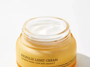 Cosrx Full Fit Propolis Light Cream, propolisowy krem do twarzy, 65 ml