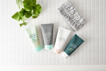 Savon Doron, Daily Face Wash Charcoal, oczyszczająca pianka z węglem aktywnym, 120 g