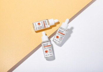 APLB Bakuchiol Propolis Ampoule, serum łagodzące do twarzy z bakuchiolem i propolisem, 40 ml