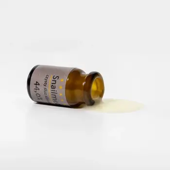 Snailmed, serum do skóry brody z naturalnym śluzem ślimaka i wyciągiem z chinowca, 8 ml x 4 ampułki