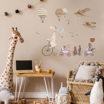 Sipo, Naklejki na ścianę dla dzieci, Żyrafa na rowerze, 1 szt.