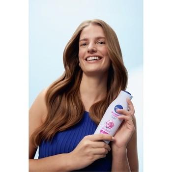Nivea Diamond Gloss, szampon pielęgnujący do włosów, 400 ml