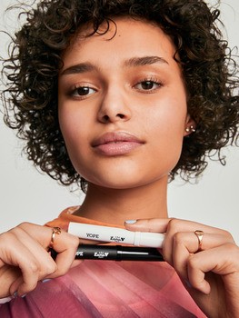 Yope Lana V, That's Smooth, wygładzający peeling do ust, 2,5 g