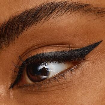 Catrice 24h Brush Liner, wodoodporny eyeliner, 3 ml