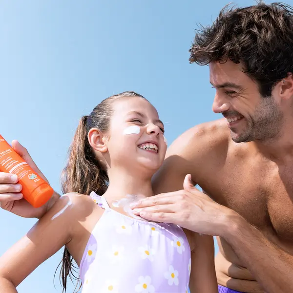 Солнцезащитное молочко SVR Sun Secure Lait SPF 50+, без отдушки, увлажняющее, 250 мл — фото 2