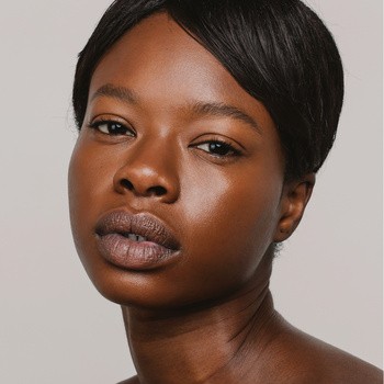 Madara Skin Equal, Soft Glow Foundation SPF15, podkład, Chesnut 90, 30 ml