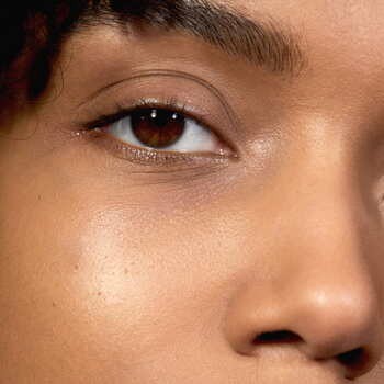 Madara Air Equal Soft Silk Mineral Powder, puder mineralny, Beige, 9 g