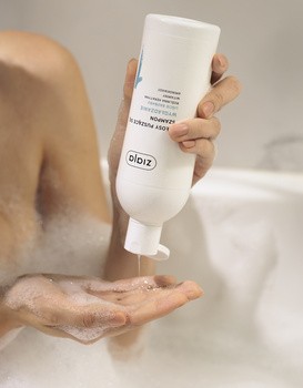 Ziaja, szampon wygładzający do włosów puszących się, 400 ml