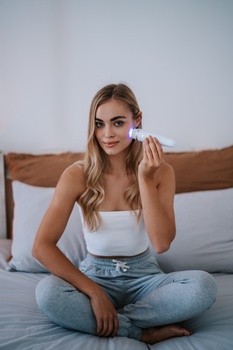 Beautifly, B-Glossy Acne Young, antytrądzikowy masażer do twarzy, 1 szt.