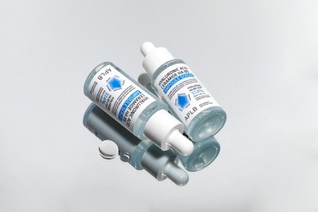 APLB Hyaluronic Acid Ceramide HA B5 Ampoule, serum nawilżające do twarzy z kwasem hialuronowym, ceramidami i witaminą B5, 40 ml