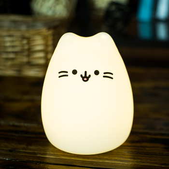 InnoGio, Silikonowa lampka nocna dla dzieci kotek Kitty Mini LJC-124, 1 szt.