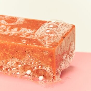 Mydlarnia 4 Szpaki, Truskawka i Werbena, naturalne mydło peelingujące, 110 g