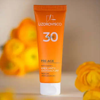 Uzdrovisco Pre-age, peptydowy krem antyoksydacyjny przeciw zmarszczkom SPF 30, 50 ml