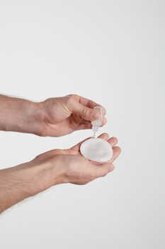 Dr. Hauschka Eye Revive, odświeżający kompres na opuchniętą okolicę oczu, ampułki, 5 ml x 10 szt.