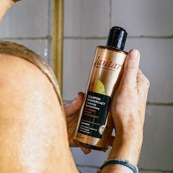 Jantar, szampon z esencją bursztynową i węglem do włosów przetłuszczających się, 300 ml