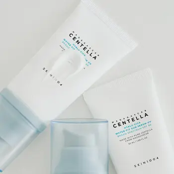Skin1004 Madagaskar Centella Water-Fit Sun Serum, lekki nawilżający krem przeciwsłoneczny z SPF 50+/PA++++, 100 ml
