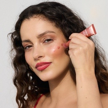 Gosh, Blush Up, róż w kremie, 003 Coral Red, 14 ml