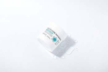 APLB Glutathione Niacinamide Toner Pad, płatki tonizujące do twarzy z glutationem i niacynamidem, 60 szt.