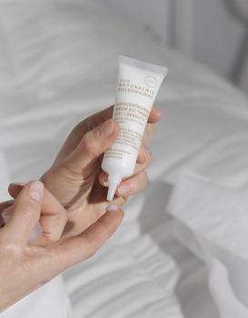 Ziaja Naturalnie Pielęgnujemy, skoncentrowane serum do twarzy, szyi i dekoltu, 30 ml