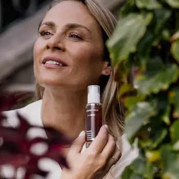 Uzdrovisco Gardenia, serum kolagenowe na głębokie zmarszczki, 30 ml