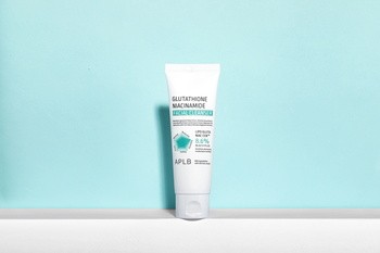 APLB Glutathione Niacinamide Facial Cleanser, oczyszczający żel do mycia twarzy z glutationem i niacynamidem, 80 ml