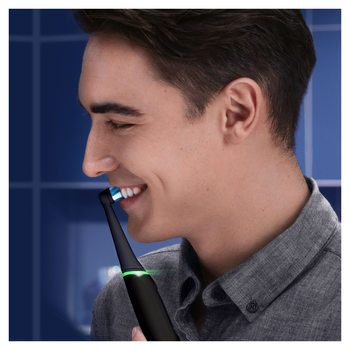 Oral-B, Seria iO 6, black, szczoteczka elektryczna