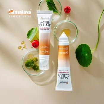 Himalaya Acne Clear+, punktowy preparat na zmiany trądzikowe, 15 ml