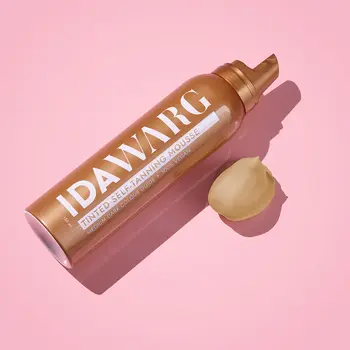 Ida Warg Tinted Self-Tanning Mousse, samoopalacz w musie do ciała, Medium Dark, 150 ml
