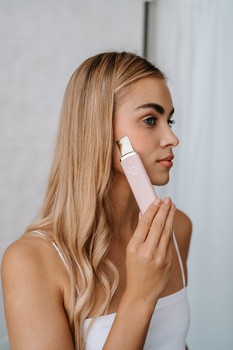 Beautifly Scrub Slim Blush, urządzenie do peelingu kawitacyjnego, 1 szt.