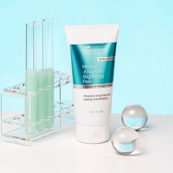 Bielenda Professional Oxy Glow, mineralno - enzymatyczny peeling rozświetlający, 150 ml