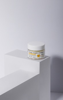 APLB Retinol Vitamin C Vitamin E Facial Cream, krem przeciwzmarszczkowy do twarzy z retinolem oraz witaminami C i E, 55 ml